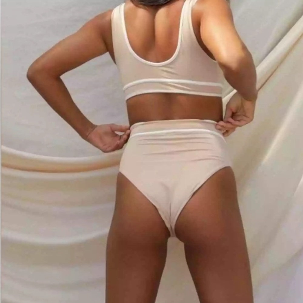 Revolve Stone Fox Swim Juniper High Waist Cheeky Bottom Frappe Sz Small NWT - Picture 2 of 9